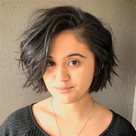 short haircuts for larger ladies|More.